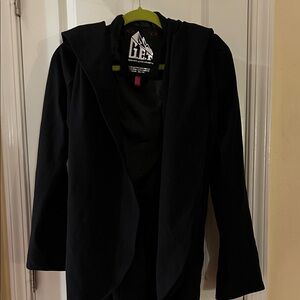 Chic Black Blazer for Women